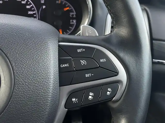 クライスラー・ジープ ジープ グランドチェロキー LTD 三重県 2019(令1)年 3.1万km ダイヤモンドブラッククリスタル 黒革/ＡＣＣ/ブラインドスポット/ダンヒルアシスト/エアサスペンション/フロントサイドバックカメラ/純正ナビ/ＴＶ/Ｂｌｕｅｔｏｏｔｈ/ＥＴＣ/ドラレコ/フロントベンチレーション/全席シートヒーター