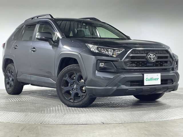 トヨタ ＲＡＶ４ アドベンチャー オフロードPKGⅡ 神奈川県 2022(令4)年 3.3万km グレーメタリック トヨタセーフティセンス/純正10.5ガタンディスプレイオーディオ/・BT/フルセグTV/MiraCast/USB/バックカメラ/デジタルインナーミラー/MTモード/ハーフレザーシート/パワーシート(D)/メモリシート(D)/シートヒーター(D/N)/ベンチレーション(D/N)/電動サイドブレーキ/オートブレーキホールド/ビルトインETC2.0/パワーバックドア/ECO/SPORTモード/SNOWモード/ダウンヒルアシストコントロール/革巻きステアリング/ステアリングスイッチ/AutOライト/BSM/スマートキー/スペアキー/プッシュスタートボタン/LEDヘッドライト/フォグランプ/電動格納ミラー/ウィンカーミラー/ルーフレール/純正フロアマット/純正ドアバイザー/純正18インチアルミホイール