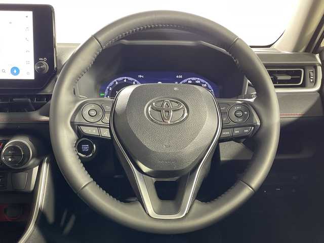 トヨタ ＲＡＶ４ アドベンチャー オフロードPKGⅡ 神奈川県 2022(令4)年 3.3万km グレーメタリック トヨタセーフティセンス/純正10.5ガタンディスプレイオーディオ/・BT/フルセグTV/MiraCast/USB/バックカメラ/デジタルインナーミラー/MTモード/ハーフレザーシート/パワーシート(D)/メモリシート(D)/シートヒーター(D/N)/ベンチレーション(D/N)/電動サイドブレーキ/オートブレーキホールド/ビルトインETC2.0/パワーバックドア/ECO/SPORTモード/SNOWモード/ダウンヒルアシストコントロール/革巻きステアリング/ステアリングスイッチ/AutOライト/BSM/スマートキー/スペアキー/プッシュスタートボタン/LEDヘッドライト/フォグランプ/電動格納ミラー/ウィンカーミラー/ルーフレール/純正フロアマット/純正ドアバイザー/純正18インチアルミホイール