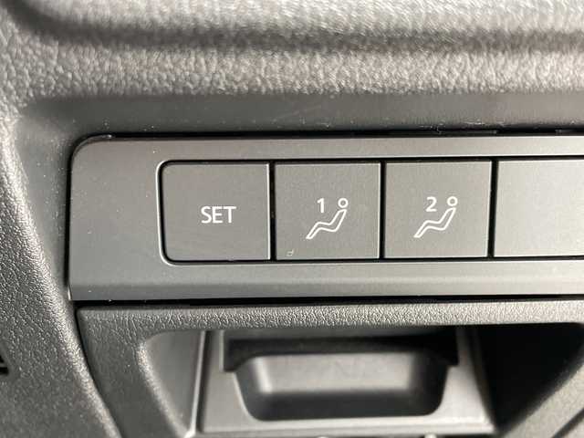 マツダ ＭＸ－３０ＥＶモデル ハイエストセット 愛知県 2021(令3)年 4.5万km セラミックメタリック プレミアムサウンドBOSE/純正10型ナビ　SDカードなし/全方位カメラ/レーダークルーズコントロール/シートヒーター/バックカメラ/パワーシート/ヘッドアップディスプレイ/コーナーセンサー/純正アルミホイール/ブラインドスポットモニター/LEDヘッドライト/パドルシフト/ステアリングヒーター/オートマチックハイビーム/ETC/衝突軽減システム/フルセグ/Bluetooth/ステアリングスイッチ/スマートキー/プッシュスタート