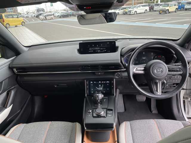 マツダ ＭＸ－３０ＥＶモデル ハイエストセット 愛知県 2021(令3)年 4.5万km セラミックメタリック プレミアムサウンドBOSE/純正10型ナビ　SDカードなし/全方位カメラ/レーダークルーズコントロール/シートヒーター/バックカメラ/パワーシート/ヘッドアップディスプレイ/コーナーセンサー/純正アルミホイール/ブラインドスポットモニター/LEDヘッドライト/パドルシフト/ステアリングヒーター/オートマチックハイビーム/ETC/衝突軽減システム/フルセグ/Bluetooth/ステアリングスイッチ/スマートキー/プッシュスタート