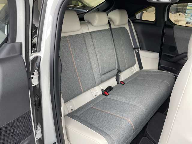 マツダ ＭＸ－３０ＥＶモデル ハイエストセット 愛知県 2021(令3)年 4.5万km セラミックメタリック プレミアムサウンドBOSE/純正10型ナビ　SDカードなし/全方位カメラ/レーダークルーズコントロール/シートヒーター/バックカメラ/パワーシート/ヘッドアップディスプレイ/コーナーセンサー/純正アルミホイール/ブラインドスポットモニター/LEDヘッドライト/パドルシフト/ステアリングヒーター/オートマチックハイビーム/ETC/衝突軽減システム/フルセグ/Bluetooth/ステアリングスイッチ/スマートキー/プッシュスタート