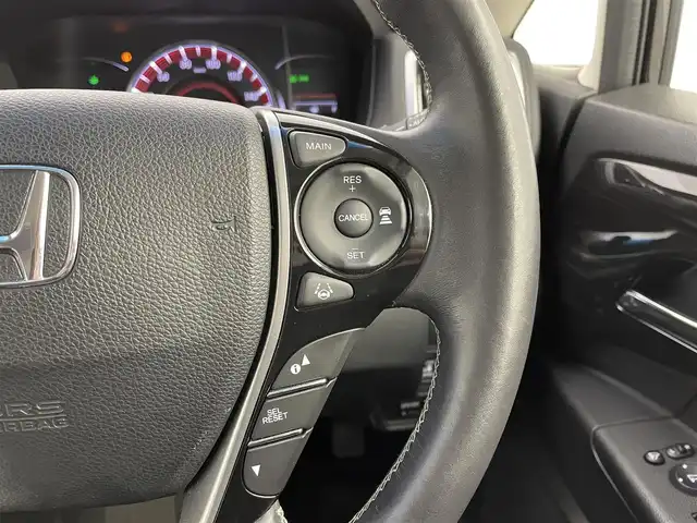 ホンダ オデッセイ アブソルート ホンダセンシング 大分県 2019(令1)年 6.5万km クリスタルブラックパール 純正ナビ【VXM-195VFi】/ーBluetooth/ーDISC/ーフルセグTV/バックカメラ/純正11/7インチフリップダウンモニター/ホンダセンシング/アダプティブクルーズコントロール/両側パワースライドドア/LEDヘッドライト/ビルトインETC/衝突軽減ブレーキ/レーンキープアシストシステム/標識認識機能/路外逸脱防止システム/ロールサンシェード/コンフォートビューパッケージ/パドルシフト/運転席パワーシート/ハーフレザーシート/スマートキー/プッシュスタート/オートライト/横滑り防止システム/USB端子/純正17インチアルミホイール/純正フロアマット/アイドリングストップ