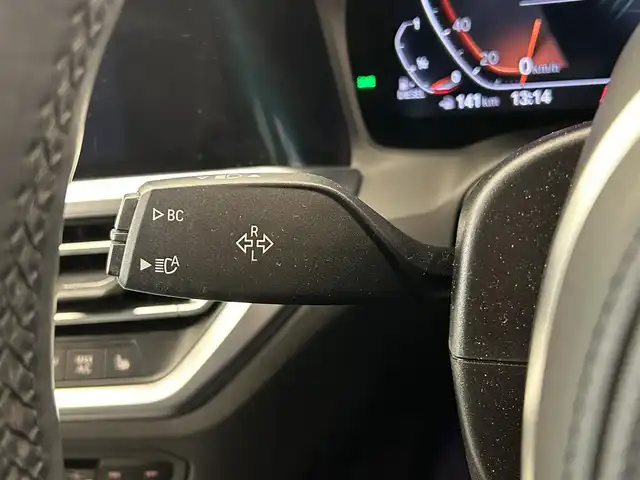 ＢＭＷ ３２０ｄ xDrive ツーリング Mスポーツ 岡山県 2020(令2)年 4.7万km サファイアブラックP 360°カメラ/コンフォートアクセス/ドライビングアシスト/ACC/純正18インチAW/アップルカープレイ/ワイヤレスチャージ/シートヒーター/パドルシフト/パーキングアシスト/LEDヘッドライト/純正LEDヘッドライト/パワーバックドア/純正HDDナビ