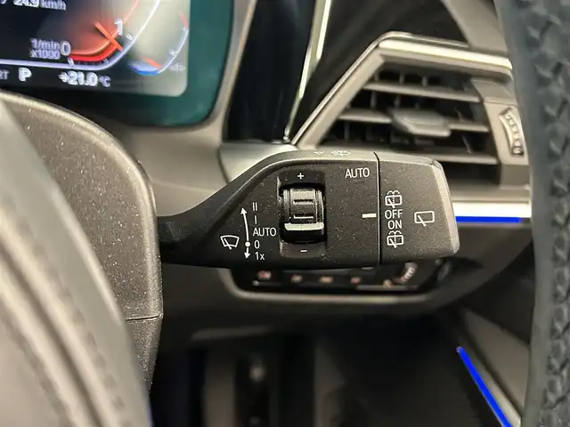 ＢＭＷ ３２０ｄ xDrive ツーリング Mスポーツ 岡山県 2020(令2)年 4.7万km サファイアブラックP 360°カメラ/コンフォートアクセス/ドライビングアシスト/ACC/純正18インチAW/アップルカープレイ/ワイヤレスチャージ/シートヒーター/パドルシフト/パーキングアシスト/LEDヘッドライト/純正LEDヘッドライト/パワーバックドア/純正HDDナビ