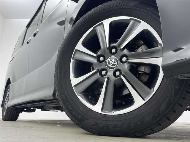 トヨタ ヴォクシー ZS 煌Ⅱ 岡山県 2019(令1)年 6.8万km ブラック 純正１０インチナビ　衝突軽減ブレーキシステム　両側電動スライドドア　ビルトインＥＴＣ　ＬＥＤヘッドライト　クルーズコントロール　バックカメラ　ドライブレコーダー　オートハイビーム　フルセグＴＶ