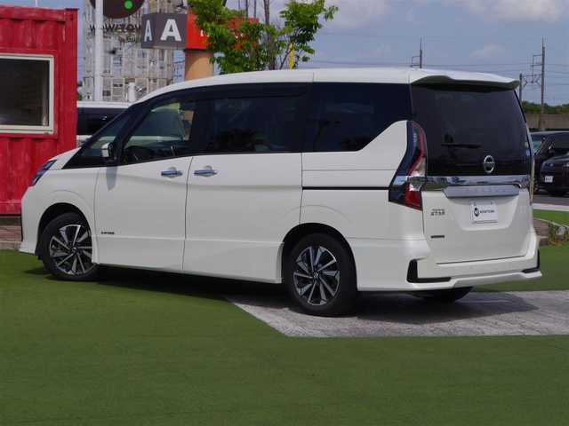 日産 セレナ ハイウェイスター V 千葉県 2019(令1)年 4万km ブリリアントホワイトパール エマージェンシーブレーキ/プロパイロット/インテリジェントクルーズコントロール/両側パワースライドドア/9インチ純正SDナビ/地デジTV/【BD/DVD/CD再生機能　Bluetooth接続】/アラウンドビューモニター/ドライブレコーダー（前後撮影）/ETC/LEDヘッドライト/純正16インチアルミホイル/サイド/カーテンエアバッグ/インテリジェントキー