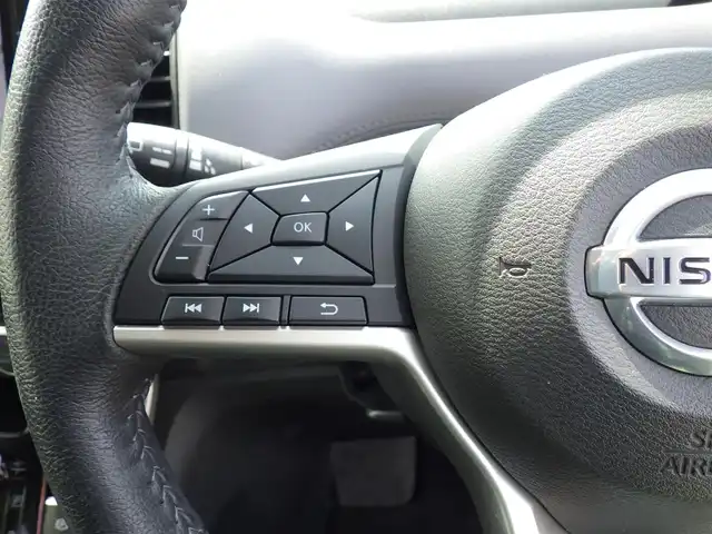 日産 セレナ ハイウェイスター V 千葉県 2019(令1)年 4万km ブリリアントホワイトパール エマージェンシーブレーキ/プロパイロット/インテリジェントクルーズコントロール/両側パワースライドドア/9インチ純正SDナビ/地デジTV/【BD/DVD/CD再生機能　Bluetooth接続】/アラウンドビューモニター/ドライブレコーダー（前後撮影）/ETC/LEDヘッドライト/純正16インチアルミホイル/サイド/カーテンエアバッグ/インテリジェントキー