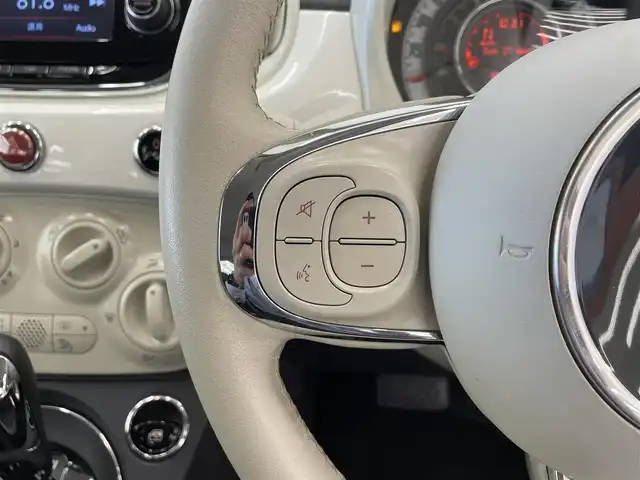 フィアット ５００ スーパーポップ チャオ 岡山県 2017(平29)年 4万km ボサノバホワイト 純正ディスプレイオーデイオ/USB/AUX/Bluetooth/ステアリングリモコン/マニュアルエアコン/ASR（アンチスリップレギュレーション）/アイドリングストップ/純正フロアマット/純正ホイールカバー/リモコンキー /ETC/保証書/取説書/スタッドレス積込/ハロゲン