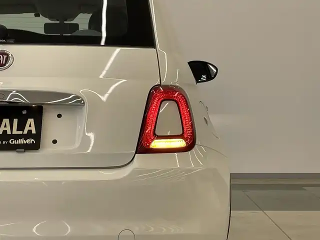 フィアット ５００ スーパーポップ チャオ 岡山県 2017(平29)年 4万km ボサノバホワイト 純正ディスプレイオーデイオ/USB/AUX/Bluetooth/ステアリングリモコン/マニュアルエアコン/ASR（アンチスリップレギュレーション）/アイドリングストップ/純正フロアマット/純正ホイールカバー/リモコンキー /ETC/保証書/取説書/スタッドレス積込/ハロゲン