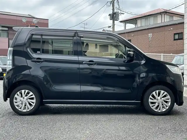 スズキ ワゴンＲ スティングレー X 福岡県 2014(平26)年 6.4万km ブルーイッシュブラックパール3 社外メモリナビ【NX614】/　（AM/FM/CD/DVD/MUSICCATCHER/Bluetooth/フルセグTV）　/バックカメラ/スズキセーフティサポート/・レーダーブレーキサポート/・誤発進抑制機能/・エマージェンシーストップシグナル/アイドリングストップ/横滑り防止装置/純正14インチアルミホイール/シートヒーター（D席）/ビルトインETC/COMTEC製インナーミラー【ZERO53M】/純正フロアマット/ISOFIX/ドアバイザー/電格ウインカーミラー/電源ソケット×1/スペアキー×1/保証書/取扱説明書