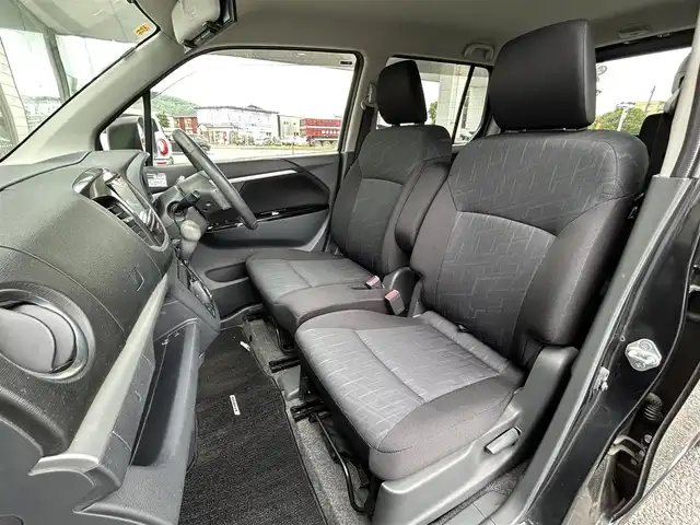 スズキ ワゴンＲ スティングレー X 福岡県 2014(平26)年 6.4万km ブルーイッシュブラックパール3 社外メモリナビ【NX614】/　（AM/FM/CD/DVD/MUSICCATCHER/Bluetooth/フルセグTV）　/バックカメラ/スズキセーフティサポート/・レーダーブレーキサポート/・誤発進抑制機能/・エマージェンシーストップシグナル/アイドリングストップ/横滑り防止装置/純正14インチアルミホイール/シートヒーター（D席）/ビルトインETC/COMTEC製インナーミラー【ZERO53M】/純正フロアマット/ISOFIX/ドアバイザー/電格ウインカーミラー/電源ソケット×1/スペアキー×1/保証書/取扱説明書