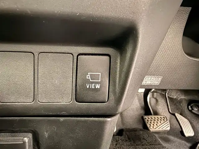 トヨタ タンク カスタムG－T 兵庫県 2016(平28)年 3万km パールホワイトⅢ 純正SDナビ/（AM/FM/CD/Bluetooth/フルセグTV）/・NSZT-W66T/アラウンドビューモニター/プリクラッシュセーフティー/クルーズコントロール/横滑り防止装置/衝突軽減システム/レーンキープアシスト/両側パワースライドドア/ステアリングスイッチ/LEDヘッドライト/フォグランプ/オートライト/ビルトインETC/純正15インチアルミホイール/純正フロアマット/スマートキー/スペアキー1本