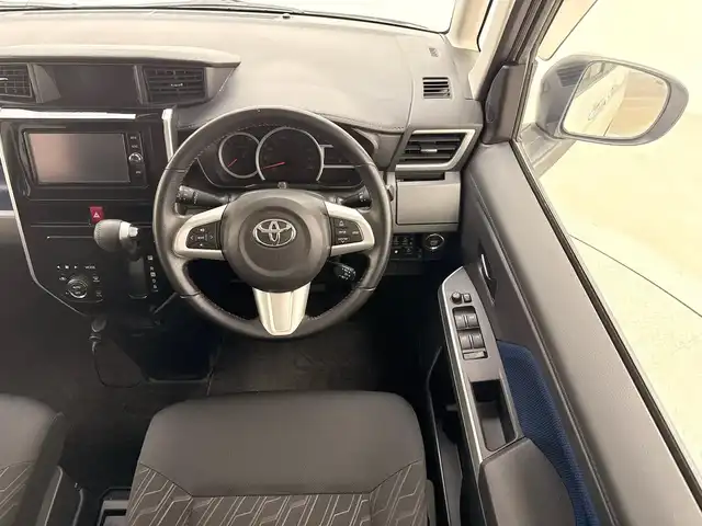 トヨタ タンク カスタムG－T 兵庫県 2016(平28)年 3万km パールホワイトⅢ 純正SDナビ/（AM/FM/CD/Bluetooth/フルセグTV）/・NSZT-W66T/アラウンドビューモニター/プリクラッシュセーフティー/クルーズコントロール/横滑り防止装置/衝突軽減システム/レーンキープアシスト/両側パワースライドドア/ステアリングスイッチ/LEDヘッドライト/フォグランプ/オートライト/ビルトインETC/純正15インチアルミホイール/純正フロアマット/スマートキー/スペアキー1本