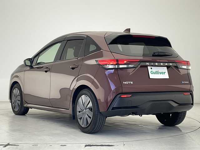 日産 ノート X 沖縄県 2021(令3)年 4.3万km バーガンディー 純正９インチナビ/フルセグ/Ｂｌｕｅｔｏｏｔｈ/アラウンドビューモニター/エマージェンシーブレーキ/ＥＴＣ/ドライブレコーダー/置くだけ充電/ＵＳＢ/スマートキー/プッシュスタート/デジタルインナーミラー/ＢＳＭ/コーナーセンサー前後