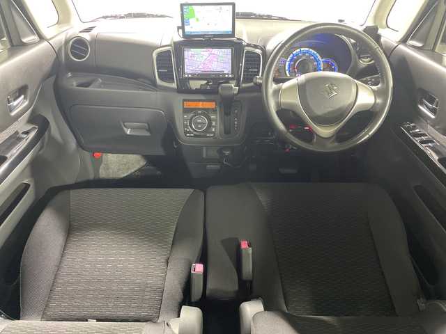 スズキ スペーシア カスタム TS 神奈川県 2013(平25)年 3.7万km パールホワイト ターボ車/社外ナビ　（AVIC-MRZ009）/バックカメラ/両側パワースライドドア/アイドリングストップ/USB入力端子/フォグランプ/電動格納ミラー/ウィンカーミラー/後席サンシェード/ドアバイザー/シートリフター/純正アルミホイール/純正フロアマット/プッシュスタート/スマートキー