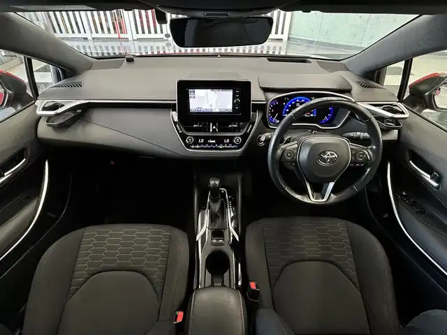 トヨタ カローラ スポーツ G Z 千葉県 2018(平30)年 5万km スカーレットメタリック システム登録時４９５１２km/純正ナビゲーション　NSZT-W66T/・フルセグTV(キャンセラー付)/・Bluetoothオーディオ/バックガイドモニター/ビルトインETC2.0/純正ドライブレコーダー　DRD-H66/レーダークルーズコントロール/レーンディパーチャーアラート/ブラインドスポットモニター/プリクラッシュセーフティ/オートハイビーム/革巻ステアリング/パドルシフト/電動パーキングブレーキ/オートブレーキホールド/純正フロアマット/スマートキー２個/取扱説明書/保証書/R1、３、５、６年１０月/全ディーラー記録簿有り