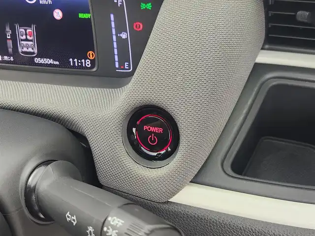 ホンダ フィット e:HEVクロスター 愛知県 2020(令2)年 5.7万km クリスタルブラックパール ホンダセンシング/　　・衝突軽減ブレーキシステム/　　・路外逸脱抑制機能/　　・アダプティブクルーズコントロール/　　・車線維持支援システム/　　・オートハイビーム/純正7インチナビ/USBポート/バックカメラ/ドライブレコーダー/ビルトインETC/革巻きステアリング/ステアリングリモコン/純正LEDヘッドライト/純正16インチアルミホイール/取扱説明書/保証書/スペアキー
