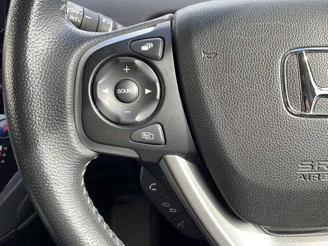 ホンダ フリード ハイブリット EX 長野県 2016(平28)年 6.6万km ブルーホライゾンM ホンダセンシング/・衝突軽減ブレーキ/・誤発進抑制機能/・アダプティブクルーズコントロール/・車線維持支援システム/・歩行者事故低減ステアリング/・路外逸脱抑制機能/・先行車発進お知らせ機能/・標識認識機能/Hondaインターナビ/（CD/DVD/フルセグTV/Bluetooth/HDMI）/バックカメラ/ビルトインETC/両側パワースライドドア/前席シートヒーター/ドライブレコーダー/革巻きステアリング/ステアリングスイッチ/LEDヘッドライト/フォグランプ/スマートキー/Pスタート/電動格納ミラー/純正フロアマット/純正15インチAW/スタッドレス積み込み