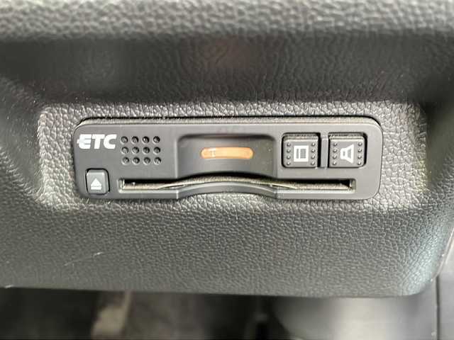 ホンダ フリード ハイブリット EX 長野県 2016(平28)年 6.6万km ブルーホライゾンM ホンダセンシング/・衝突軽減ブレーキ/・誤発進抑制機能/・アダプティブクルーズコントロール/・車線維持支援システム/・歩行者事故低減ステアリング/・路外逸脱抑制機能/・先行車発進お知らせ機能/・標識認識機能/Hondaインターナビ/（CD/DVD/フルセグTV/Bluetooth/HDMI）/バックカメラ/ビルトインETC/両側パワースライドドア/前席シートヒーター/ドライブレコーダー/革巻きステアリング/ステアリングスイッチ/LEDヘッドライト/フォグランプ/スマートキー/Pスタート/電動格納ミラー/純正フロアマット/純正15インチAW/スタッドレス積み込み