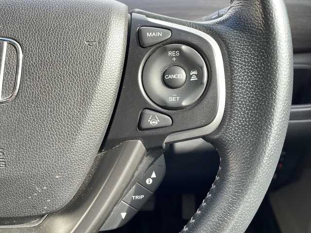 ホンダ フリード ハイブリット EX 長野県 2016(平28)年 6.6万km ブルーホライゾンM ホンダセンシング/・衝突軽減ブレーキ/・誤発進抑制機能/・アダプティブクルーズコントロール/・車線維持支援システム/・歩行者事故低減ステアリング/・路外逸脱抑制機能/・先行車発進お知らせ機能/・標識認識機能/Hondaインターナビ/（CD/DVD/フルセグTV/Bluetooth/HDMI）/バックカメラ/ビルトインETC/両側パワースライドドア/前席シートヒーター/ドライブレコーダー/革巻きステアリング/ステアリングスイッチ/LEDヘッドライト/フォグランプ/スマートキー/Pスタート/電動格納ミラー/純正フロアマット/純正15インチAW/スタッドレス積み込み