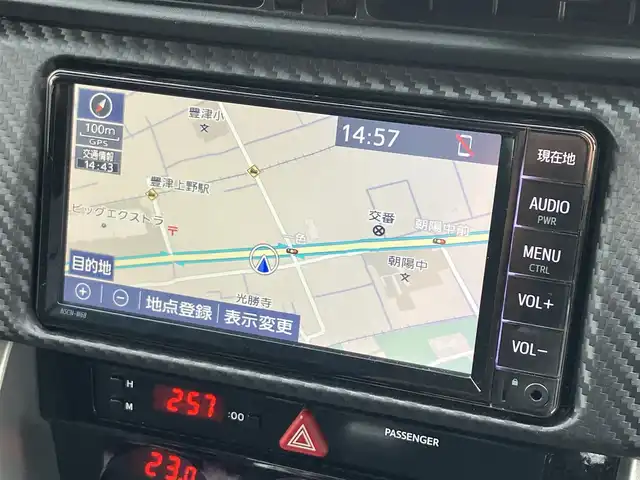 トヨタ ８６ GT 三重県 2018(平30)年 5.3万km クリスタルホワイトパール 車検R9年2月21日/登録時走行距離53073km/♪純正SDナビ/　・TV・AUX・CD再生/　・Bluetooth/♪バックカメラ/♪TEIN車高調/♪社外テールランプ/♪社外フォーン/♪クルーズコントロール/♪スマートキー/♪プッシュスタート/♪LEDヘッドライト/♪LEDフォグライト/♪オートライト/♪革巻きステアリング/♪ステアリングスイッチ/♪ドライブレコーダー/♪フロアマット/♪電動格納ミラー/♪ETC/♪プライバシーガラス/♪横滑り防止/♪サイド/カーテンエアバック