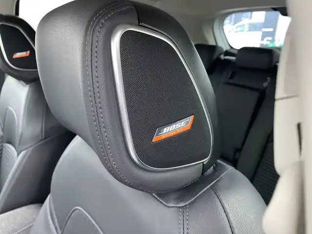 日産 オーラ G レザーエディション 群馬県 2023(令5)年 0.5万km ピュアホワイトパール プロパイロット エマージェンシーブレーキ　純正ナビ　フルセグ　全方位カメラ　BOSEサウンド　ブラインドスポットモニター　デジタルインナーミラー　置くだけ充電　スマートキー　ETC LEDオートライト