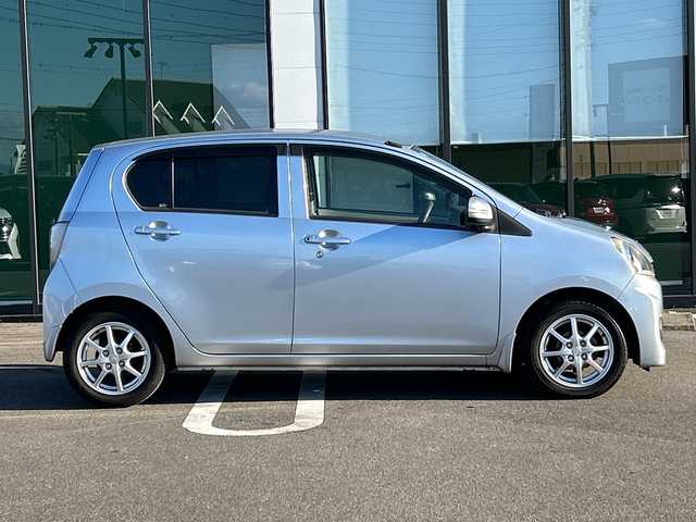 スバル プレオ プラス G スマートアシスト 岐阜県 2014(平26)年 9.1万km ブライトシルバーメタリック 登録時走行距離90221km/社外ナビ（clarion NX515）/Blue tooth・CD・DVD・USB/ワンセグテレビ/バックカメラ/ETC/踏み間違い衝突防止アシスト/横滑り防止装置/盗難防止装置/ハロゲンヘッドライト/純正１４アルミホイール/布系シート/フルフラットシート/純正フロアマット/プッシュスタート/スマートキー/スペアキー1本（板キー）/アイドリングストップ/電動格納ミラー/オートエアコン/保証書/記録簿/取扱説明書/禁煙車