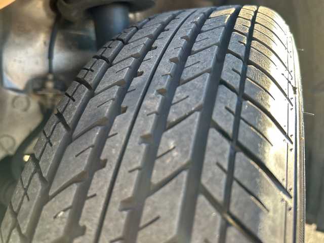 スバル プレオ プラス G スマートアシスト 岐阜県 2014(平26)年 9.1万km ブライトシルバーメタリック 登録時走行距離90221km/社外ナビ（clarion NX515）/Blue tooth・CD・DVD・USB/ワンセグテレビ/バックカメラ/ETC/踏み間違い衝突防止アシスト/横滑り防止装置/盗難防止装置/ハロゲンヘッドライト/純正１４アルミホイール/布系シート/フルフラットシート/純正フロアマット/プッシュスタート/スマートキー/スペアキー1本（板キー）/アイドリングストップ/電動格納ミラー/オートエアコン/保証書/記録簿/取扱説明書/禁煙車