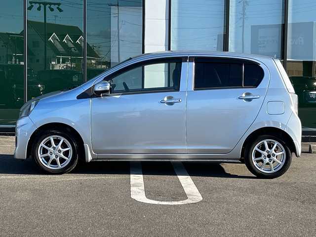 スバル プレオ プラス G スマートアシスト 岐阜県 2014(平26)年 9.1万km ブライトシルバーメタリック 登録時走行距離90221km/社外ナビ（clarion NX515）/Blue tooth・CD・DVD・USB/ワンセグテレビ/バックカメラ/ETC/踏み間違い衝突防止アシスト/横滑り防止装置/盗難防止装置/ハロゲンヘッドライト/純正１４アルミホイール/布系シート/フルフラットシート/純正フロアマット/プッシュスタート/スマートキー/スペアキー1本（板キー）/アイドリングストップ/電動格納ミラー/オートエアコン/保証書/記録簿/取扱説明書/禁煙車