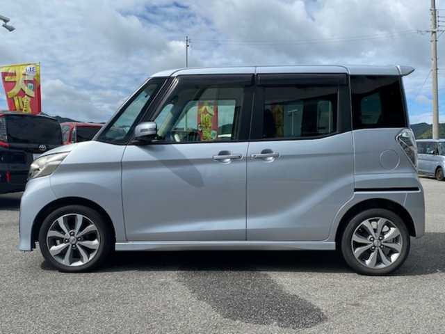 日産 デイズ ルークス ハイウェイスターX Gパッケージ 兵庫県 2014(平26)年 4.8万km クールシルバー 純正７型ナビ/・TV.BT.AM.FM/全方位カメラ/両側パワースライドドア/ＥＴＣ/純正フロアマット/純正ドアバイザー/サーキュレーター/オートエアコン