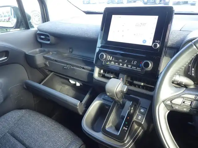 トヨタ シエンタ Z 千葉県 2022(令4)年 3.8万km ベージュ Toyota Safety Sense/・プリクラッシュセーフティ/・レーンディパーチャーアラート/・オートハイビーム/・レーダークルーズコントロール/・ブラインドスポットモニター/両側パワースライドドア/ディスプレイオーディオ/純正地デジTV/【Bluetooth接続】/バックカメラ/ETC/LEDヘッドライト/ウインカーミラー/クリアランスソナー/サイド/カーテンエアバッグ/スマートキー