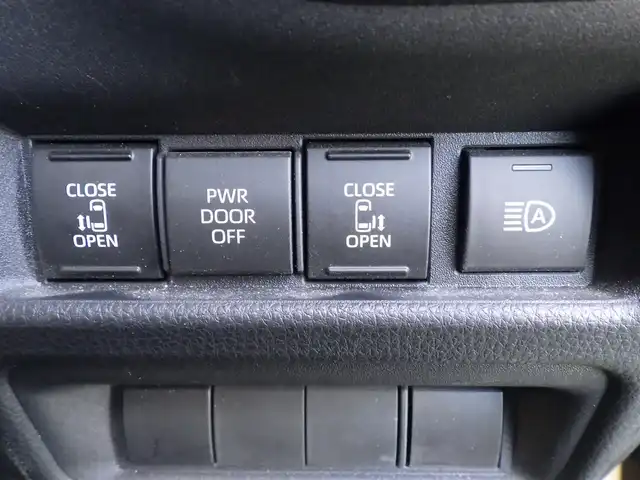 トヨタ シエンタ Z 千葉県 2022(令4)年 3.8万km ベージュ Toyota Safety Sense/・プリクラッシュセーフティ/・レーンディパーチャーアラート/・オートハイビーム/・レーダークルーズコントロール/・ブラインドスポットモニター/両側パワースライドドア/ディスプレイオーディオ/純正地デジTV/【Bluetooth接続】/バックカメラ/ETC/LEDヘッドライト/ウインカーミラー/クリアランスソナー/サイド/カーテンエアバッグ/スマートキー