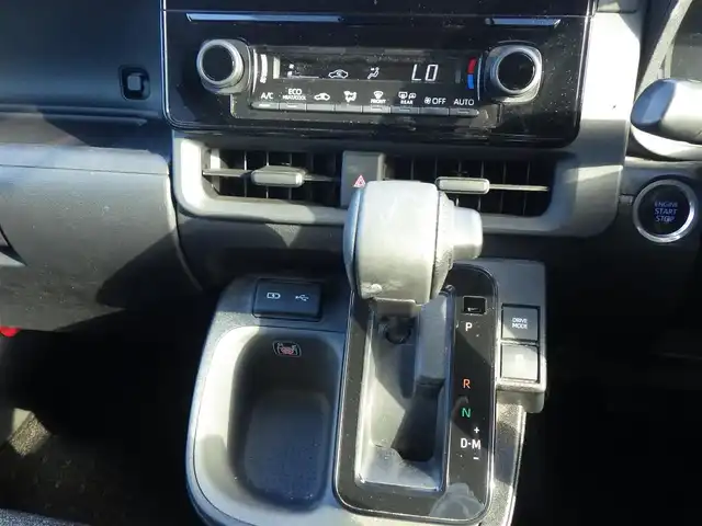 トヨタ シエンタ Z 千葉県 2022(令4)年 3.8万km ベージュ Toyota Safety Sense/・プリクラッシュセーフティ/・レーンディパーチャーアラート/・オートハイビーム/・レーダークルーズコントロール/・ブラインドスポットモニター/両側パワースライドドア/ディスプレイオーディオ/純正地デジTV/【Bluetooth接続】/バックカメラ/ETC/LEDヘッドライト/ウインカーミラー/クリアランスソナー/サイド/カーテンエアバッグ/スマートキー