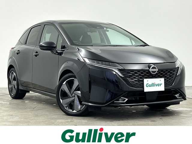 日産 オーラ G 三重県 2023(令5)年 2.4万km 黒 /禁煙車//社外ナビ//全方位カメラ//エマージェンシーブレーキ//デジタルインナーミラー//ETC//オートブレーキホールド//ブラインドスポットモニター//ハーフレザーシート//ドライブレコーダー//ステアリングスイッチ//プッシュスタート/カラーコード：GAT