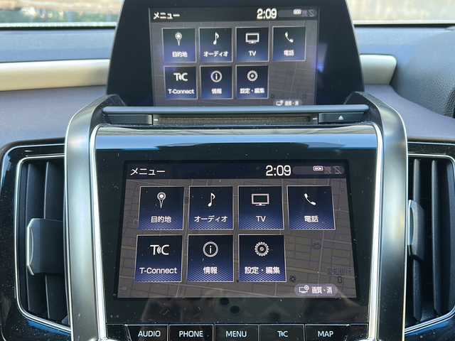 トヨタ クラウン ハイブリッド S Cパッケージ 愛知県 2019(令1)年 3.8万km プレシャスシルバー ワンオーナー/レザーシート/純正ナビ/パノラミックビューカメラ/バックカメラ/クリアランスソナー/前席シートヒーター/前席パワーシート/前側ドライブレコーダー/プリクラッシュセーフティ/レーダークルーズコントロール/リアクロストラフィックアラート/PCD/ヘッドアップディスプレイ/パーキングサポートブレーキ/ロードサインアシスト/パーキングアシスト/ブラインドスポットモニター/前席エアシート/前席シートヒーター/ステアリングヒーター/ビルトインETC/パドルシフト/LEDヘッドライト/オートライト/オートハイビーム/ステアリングスイッチ/オートスイングルーバー/スマートキー/プッシュスタート/純正フロアマット/保証書/取扱説明書/スペアスマートキー