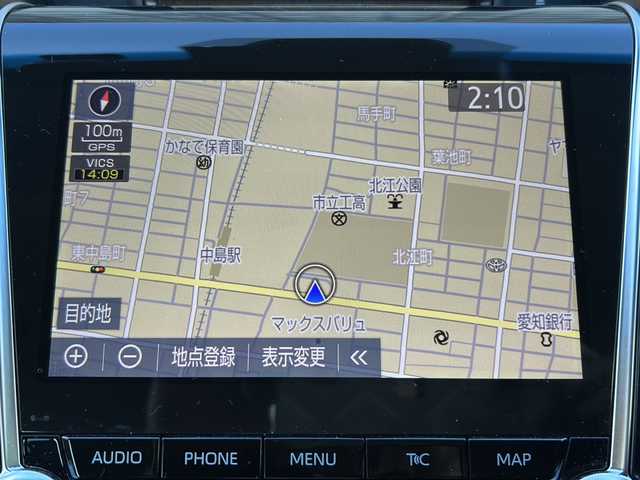 トヨタ クラウン ハイブリッド S Cパッケージ 愛知県 2019(令1)年 3.8万km プレシャスシルバー ワンオーナー/レザーシート/純正ナビ/パノラミックビューカメラ/バックカメラ/クリアランスソナー/前席シートヒーター/前席パワーシート/前側ドライブレコーダー/プリクラッシュセーフティ/レーダークルーズコントロール/リアクロストラフィックアラート/PCD/ヘッドアップディスプレイ/パーキングサポートブレーキ/ロードサインアシスト/パーキングアシスト/ブラインドスポットモニター/前席エアシート/前席シートヒーター/ステアリングヒーター/ビルトインETC/パドルシフト/LEDヘッドライト/オートライト/オートハイビーム/ステアリングスイッチ/オートスイングルーバー/スマートキー/プッシュスタート/純正フロアマット/保証書/取扱説明書/スペアスマートキー