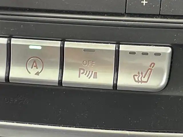 メルセデス・ベンツ ＣＬＡ２２０ 4MATIC 群馬県 2019(平31)年 7.5万km ジュピターレッド 純正ナビ/フルセグTV/CD/DVD/SD/USB/CarPlay/バックカメラ/harman/kardon/パノラミックスライディングサンルーフ/レザーシート/シートヒーター/パワーシート/ランバーサポート/ブラインドスポッアシスト/レーンキープアシスト/ESP/ACC/アンビエントライト/ETC