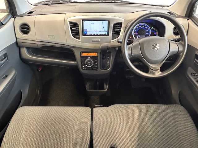 スズキ ワゴンＲ FX 静岡県 2014(平26)年 12.4万km フィズブルーパールメタリック (株)IDOMが運営する【じしゃロン浜松店】の自社ローン対象車両になります。こちらは現金ご利用時の価格です。自社ローンご希望の方は別途その旨お申付け下さい/純正ナビ(CN-E201Z)/アイドリングストップ/ワンセグテレビ/バックカメラ/ヒートヒーター/横滑り防止装置/衝突被害軽減システム/純正フロアマット/AAC/ABS/CD再生/ベンチシート