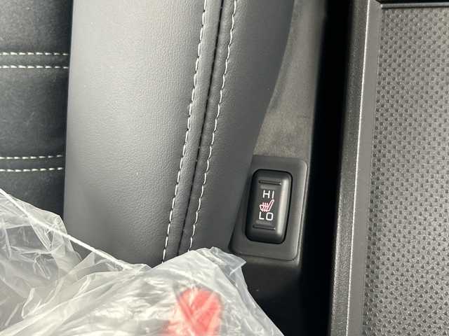 三菱 デリカＤ：５ シャモニー 福島県 2025(令7)年 0.1千km グラファイトグレーメタリック/ブラックマイカ /登録済未使用車//リアモニター取付パッケージ(25300円)//D:5専用ALPINE11型ナビゲーション(322300円)/CD・DVD・BT・USB・MSV・HDMI・フルセグTV・スマホ連動//全方位カメラ　//両側パワースライドドア//レーダークルーズコントロール//シートヒーター//パワーシート//ステアリングヒーター//パドルシフト//パワーバックドア//ＬＥＤライト//ステアリングリモコン//オートハイビーム//レーンキープアシスト//取扱説明書//保証書