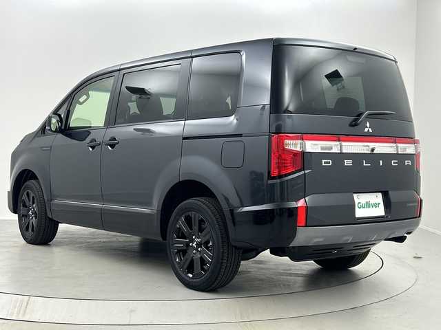 三菱 デリカＤ：５ シャモニー 福島県 2025(令7)年 0.1千km グラファイトグレーメタリック/ブラックマイカ /登録済未使用車//リアモニター取付パッケージ(25300円)//D:5専用ALPINE11型ナビゲーション(322300円)/CD・DVD・BT・USB・MSV・HDMI・フルセグTV・スマホ連動//全方位カメラ　//両側パワースライドドア//レーダークルーズコントロール//シートヒーター//パワーシート//ステアリングヒーター//パドルシフト//パワーバックドア//ＬＥＤライト//ステアリングリモコン//オートハイビーム//レーンキープアシスト//取扱説明書//保証書