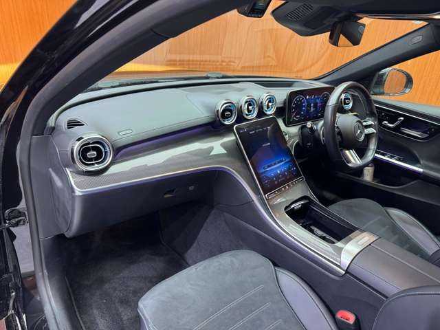 メルセデス・ベンツ Ｍ・ベンツ Ｃ２２０ｄ アバンギャルド　AMGライン 千葉県 2022(令4)年 5.3万km オブシディアンブラック リアアクスルステアリング /ベーシックパッケージ /純正ナビ /360°カメラ /ハーフレザーシート/パワーシート/シートヒーター /パワートランク /キーレスゴー /C43用19インチAW /ワイヤレスチャージング /レーダーセーフティパッケージ