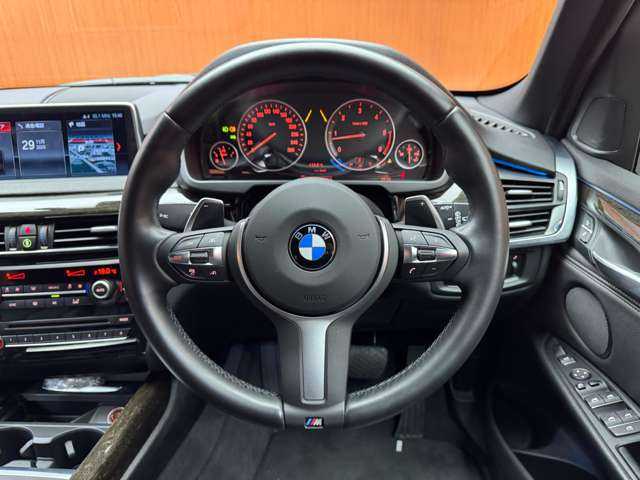ＢＭＷ Ｘ５ xDrive 35d Mスポーツ 千葉県 2018(平30)年 1.2万km サファイアブラックP セレクトＰＫＧ　/パノラマＳＲ　/黒革シート　/ＡＣＣ　/ナビ　/ＴＶ　/３６０°/Ｂｌｕｅｔｏｏｔｈ接続　/ソフトクローズドア　/前後シートヒーター　/電動リアゲート　/ＬＥＤヘッドライト　/ＰＤＣ　/ＥＴＣ　/ドラレコ