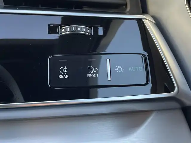 アウディ Ｑ７ 45 Sラインリミテッド 東京都 2020(令2)年 3.4万km パール 7シーターパッケージ/プレミアムパッケージ/オートテールゲート/バーチャルコックピット/ヘッドアップディスプレイ/純正ナビ/フルセグTV/サラウンドビューカメラ/アダプティブクルーズコントロール/アウディサイドアシスト/アクティブレーンアシスト/4WD/マトリクスLEDライト/レザーシート