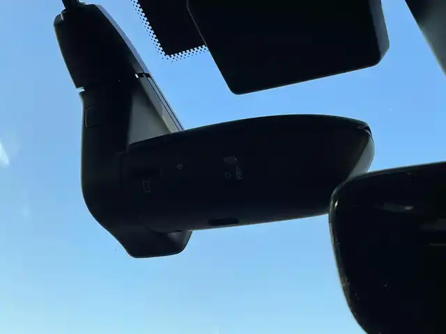 アウディ Ｑ７ 45 Sラインリミテッド 東京都 2020(令2)年 3.4万km パール 7シーターパッケージ/プレミアムパッケージ/オートテールゲート/バーチャルコックピット/ヘッドアップディスプレイ/純正ナビ/フルセグTV/サラウンドビューカメラ/アダプティブクルーズコントロール/アウディサイドアシスト/アクティブレーンアシスト/4WD/マトリクスLEDライト/レザーシート