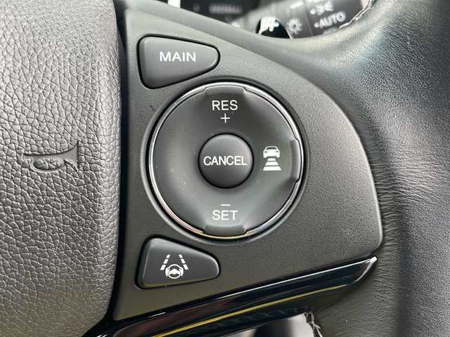 ホンダ ヴェゼル ハイブリッド Z ホンダセンシング 三重県 2016(平28)年 3.3万km ホワイトオーキッドパール 禁煙　/純正ナビ/フルセグTV/バックカメラ/前方ドラレコ/ETC/ハーフレザーシート/シートヒーター/パドルシフト/レーダークルーズコントロール/レーンキープアシスト/衝突被害軽減ブレーキ/トランクションコントロール/寒冷地仕様/ブレーキホールド/LEDオートライト/オートリトラウィンカーミラー/保証書/取扱説明書/スペアスマートキー