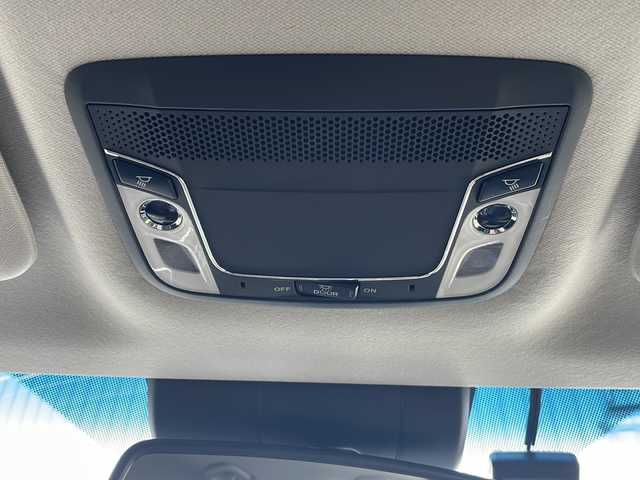 ホンダ ヴェゼル ハイブリッド Z ホンダセンシング 三重県 2016(平28)年 3.3万km ホワイトオーキッドパール 禁煙　/純正ナビ/フルセグTV/バックカメラ/前方ドラレコ/ETC/ハーフレザーシート/シートヒーター/パドルシフト/レーダークルーズコントロール/レーンキープアシスト/衝突被害軽減ブレーキ/トランクションコントロール/寒冷地仕様/ブレーキホールド/LEDオートライト/オートリトラウィンカーミラー/保証書/取扱説明書/スペアスマートキー