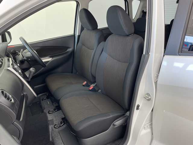 日産 デイズ ハイウェイスターX 兵庫県 2014(平26)年 7.2万km ホワイトパール ・純正ナビ&TV&CD&DVD&SD&BT/・バックカメラ/・ブレーキアシスト/・盗難防止システム/・衝突安全ボディ/・横滑り防止/・社外16インチアルミホイール/・HIDヘッドライト/・フロアマット/・スペアキー/・スマートキー/・取扱説明書/・ローダウン