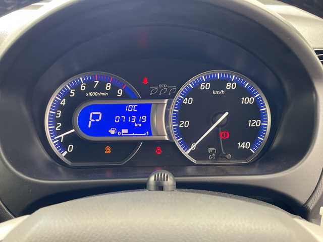 日産 デイズ ハイウェイスターX 兵庫県 2014(平26)年 7.2万km ホワイトパール ・純正ナビ&TV&CD&DVD&SD&BT/・バックカメラ/・ブレーキアシスト/・盗難防止システム/・衝突安全ボディ/・横滑り防止/・社外16インチアルミホイール/・HIDヘッドライト/・フロアマット/・スペアキー/・スマートキー/・取扱説明書/・ローダウン