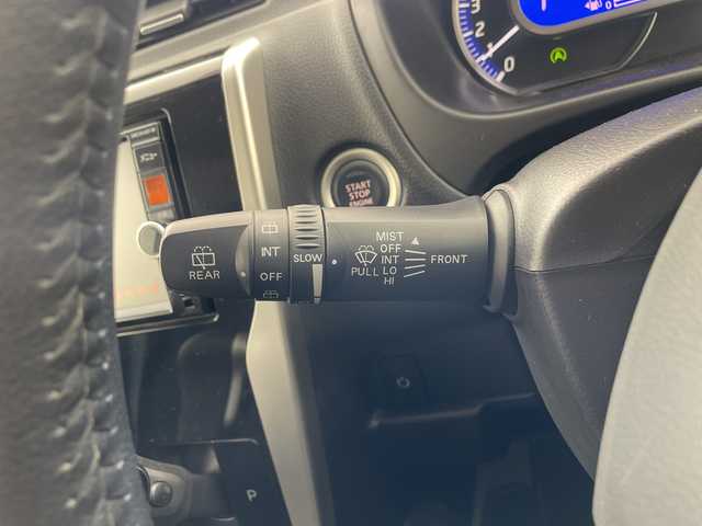 日産 デイズ ハイウェイスターX 兵庫県 2014(平26)年 7.2万km ホワイトパール ・純正ナビ&TV&CD&DVD&SD&BT/・バックカメラ/・ブレーキアシスト/・盗難防止システム/・衝突安全ボディ/・横滑り防止/・社外16インチアルミホイール/・HIDヘッドライト/・フロアマット/・スペアキー/・スマートキー/・取扱説明書/・ローダウン